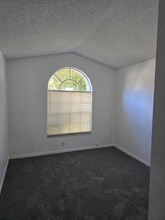 3205 Montrose Cir in Palm Harbor, FL - Building Photo - Building Photo