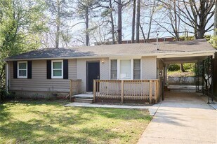 3566 Bolfair Dr NW in Atlanta, GA - Building Photo