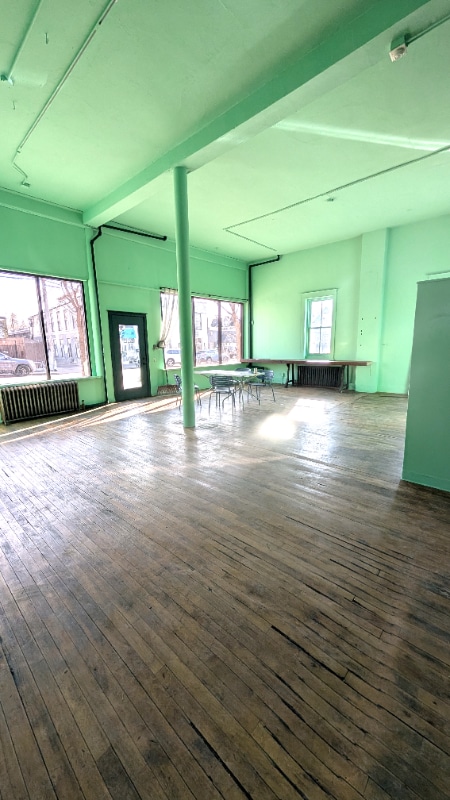 property at 708 W 26th St