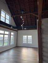 3556 W 73rd Ave in Merrillville, IN - Building Photo