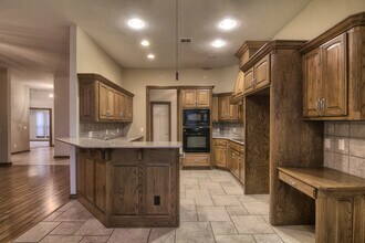 16241 Josiah Pl in Edmond, OK - Building Photo - Building Photo
