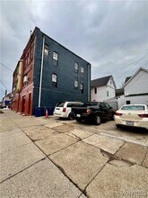 236 Massachusetts Ave in Buffalo, NY - Building Photo - Building Photo
