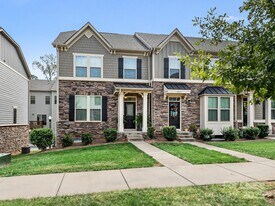 2049 Birchside Dr in Charlotte, NC - Building Photo