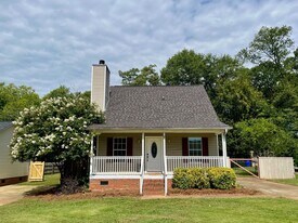 7 Haley Ct in Greenville, SC - Building Photo