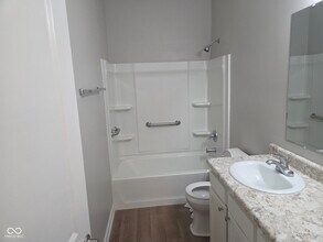 1622 Capra Ct in Beech Grove, IN - Building Photo - Building Photo
