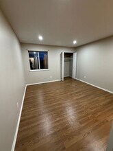 13123 Wonderland Way in Germantown, MD - Foto de edificio - Building Photo