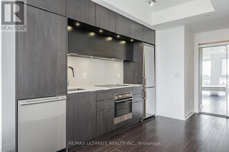 170 Sumach St in Toronto, ON - Building Photo - Building Photo