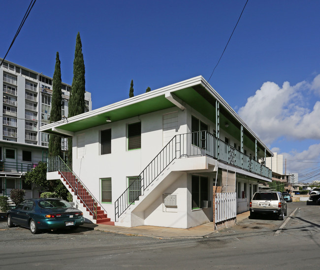 746 Kamoku St in Honolulu, HI - Building Photo - Building Photo