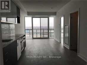 99 The Donway W in Toronto, ON - Building Photo - Building Photo