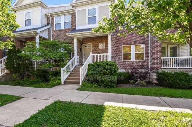 property at 404 N Sarah St