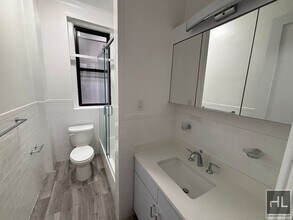 WEST 58 STREET in New York, NY - Building Photo - Building Photo
