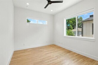 5837 Oram St in Dallas, TX - Building Photo - Building Photo