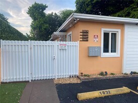 1034 NW 2nd St in Miami, FL - Building Photo