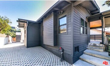 1328 Silver Lake Blvd in Los Angeles, CA - Building Photo - Building Photo