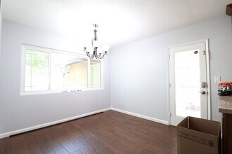 110 S Holly Canyon Dr in Ridgecrest, CA - Building Photo - Building Photo