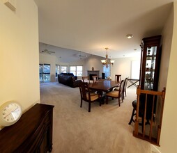 225 Willow Pkwy in Buffalo Grove, IL - Building Photo - Building Photo