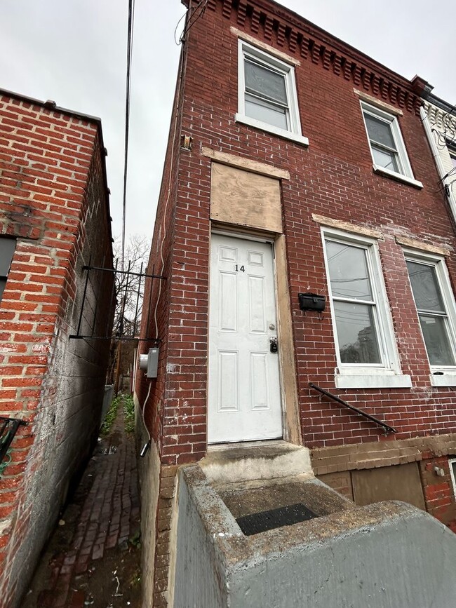 property at 14 Commerce St