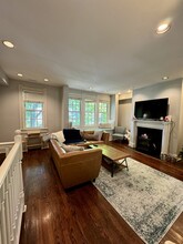 1337 W Barry Ave in Chicago, IL - Foto de edificio - Building Photo