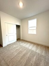 2216 Greenhorn Rd in Patterson, CA - Building Photo - Building Photo