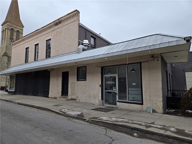 320 East Ave in Rochester, NY - Building Photo - Building Photo