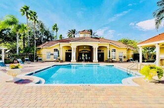 8520 Sunrise Key Dr in Kissimmee, FL - Building Photo - Building Photo