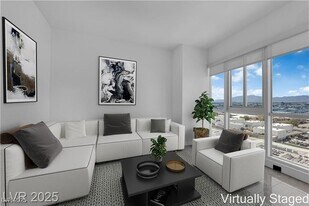 4575 Dean Martin Dr, Unit 043 in Las Vegas, NV - Building Photo