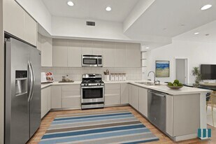 5308 Sepulveda Blvd in Los Angeles, CA - Building Photo