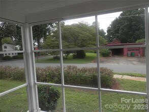 1701 Washington Ave in Charlotte, NC - Building Photo - Building Photo