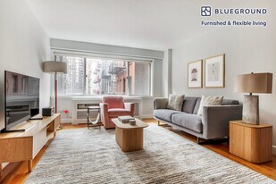 360 E 65th St in New York, NY - Building Photo
