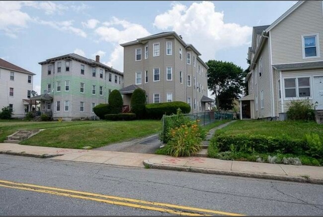 151 Vernon St, Unit 3
