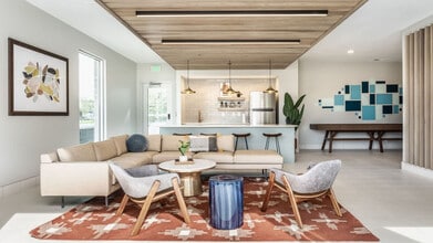 6160 N Rural St in Indianapolis, IN - Building Photo - Building Photo