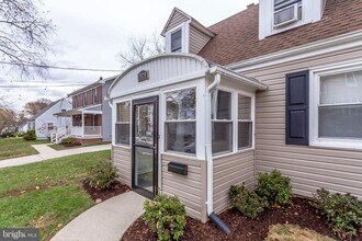 2429 Fort Dr in Alexandria, VA - Building Photo - Building Photo