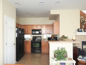 10028 E 28th Ave in Denver, CO - Building Photo - Building Photo
