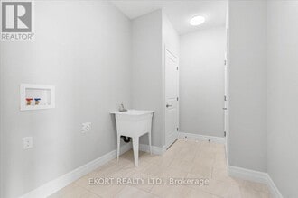 154 Appledene Dr in Quinte West, ON - Building Photo - Building Photo