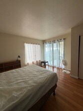 75-5863-5863 Kuakini Hwy in Kailua Kona, HI - Building Photo - Building Photo