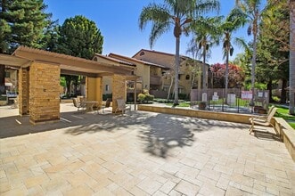 2250 Monroe St, Unit 207 in Santa Clara, CA - Building Photo - Building Photo