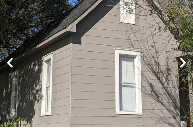 property at 225 W Monterey St