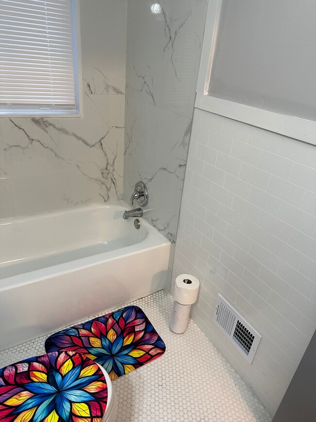 11668 San Jose in Redford, MI - Foto de edificio - Building Photo