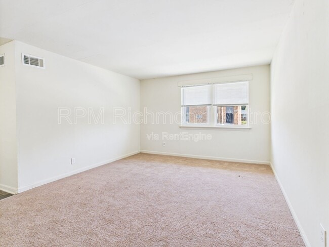 property at 2004 Warren Ave