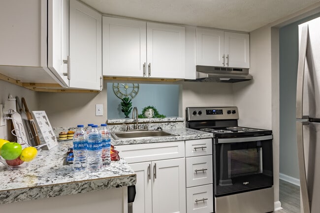 The Cobb Apartments-Townhomes in Austell, GA - Foto de edificio - Interior Photo