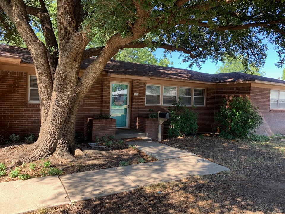 3606 37th St in Lubbock, TX - Building Photo