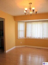 927 Woods Hollow Dr in Radcliff, KY - Building Photo - Building Photo