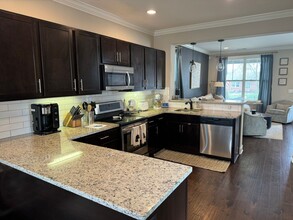 643A James Ave in Nashville, TN - Building Photo - Building Photo