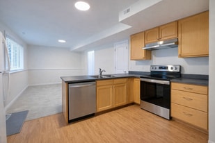 46450 Armstrong Pl in Chilliwack, BC - Building Photo