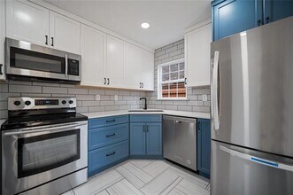 800 Spicewood Ct in Irving, TX - Building Photo - Building Photo