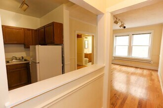 516 W Melrose St in Chicago, IL - Building Photo - Building Photo