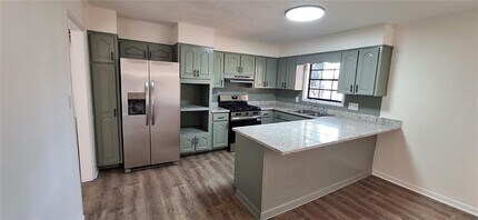 487 Embry Ln NE in Marietta, GA - Building Photo - Building Photo