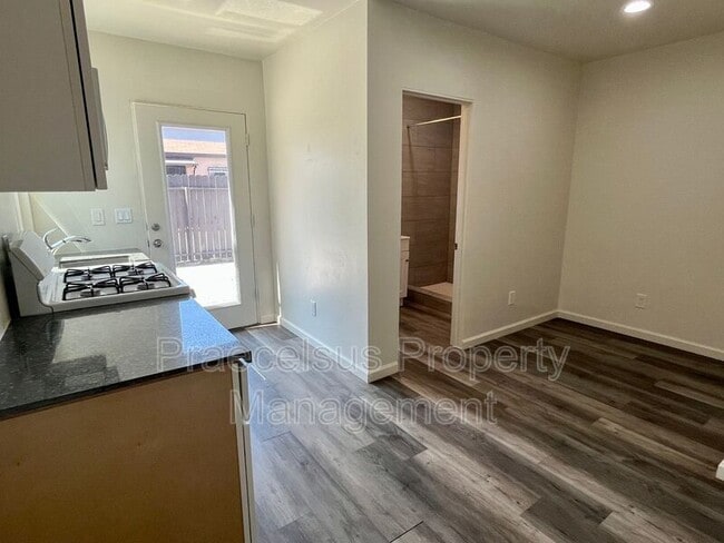 185 Euclid Ave in San Diego, CA - Building Photo - Building Photo