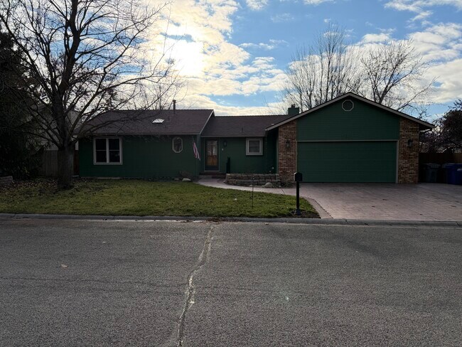 11801 W Violet Ct in Boise, ID - Building Photo - Building Photo