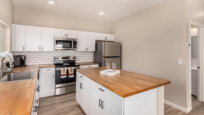 property at 2746 W Pima St